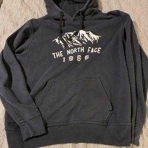 Men’s north face pullover